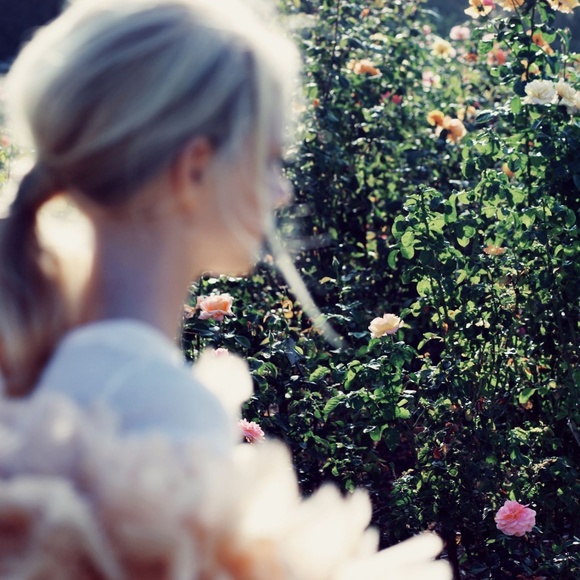 Meet your Posher - Picture 1 of 2